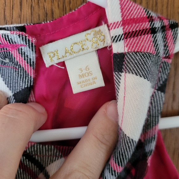 Children's Place Holiday Baby Plaid Flannel Dress  Pink and Black 3-6 months - Picture 4 of 4